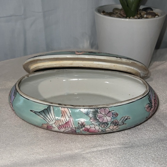 Vintage Chinese Porcelain Jewelry Box - Picture 3 of 7